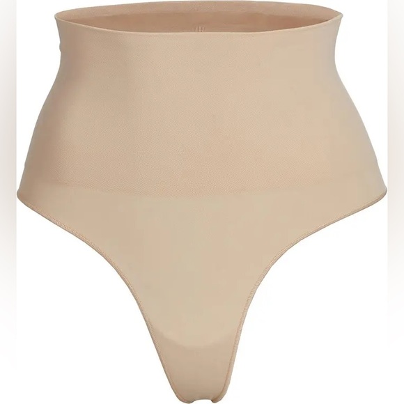 New Skims Core Control Thong Clay - Picture 1 of 5